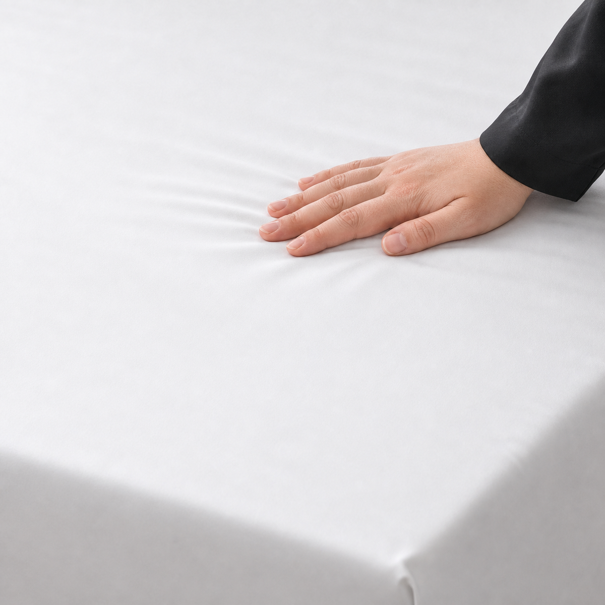 Luff SilverLining Bamboo Bedding with real silver. Naturally antibacterial and breathable #colour_white